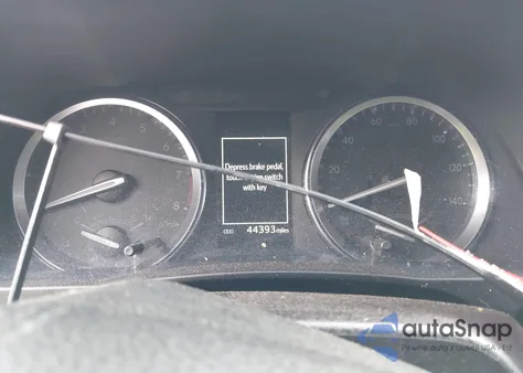 2018 Toyota Highlander Xle z USA, uszkodzony, nr VIN 5TDJZRFH9JS554891